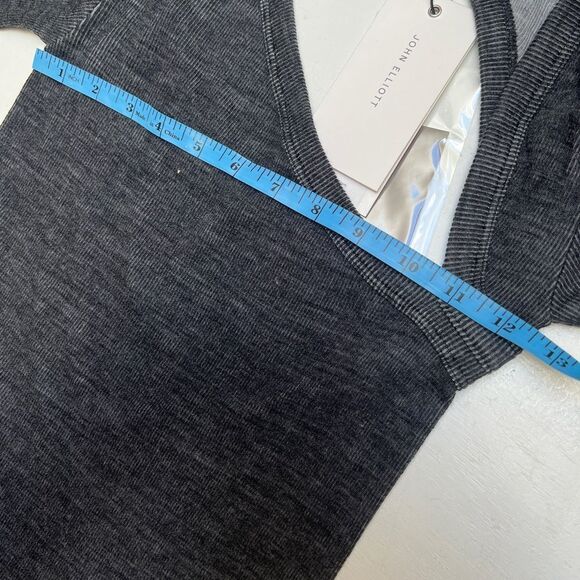 John Elliott TUBULAR MERINO LS ASYMMETRICAL SWEATER Charcoal M/L MSRP $448 - Picture 11 of 12